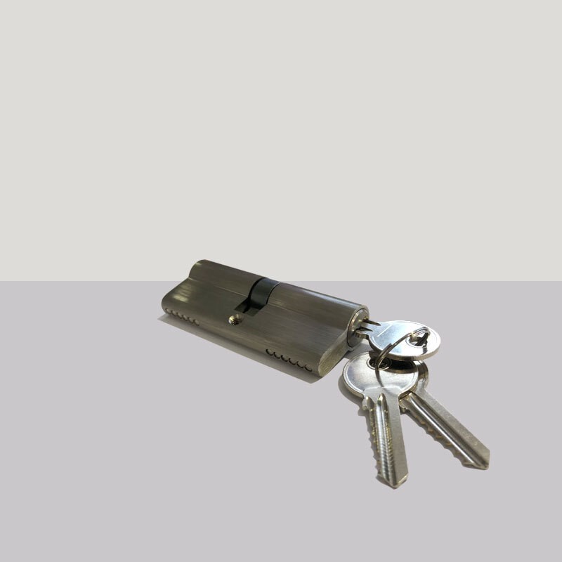 80 x 33 mm