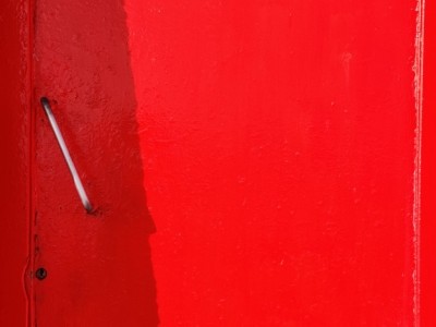 Comment peindre une porte d'entrée en acier ?